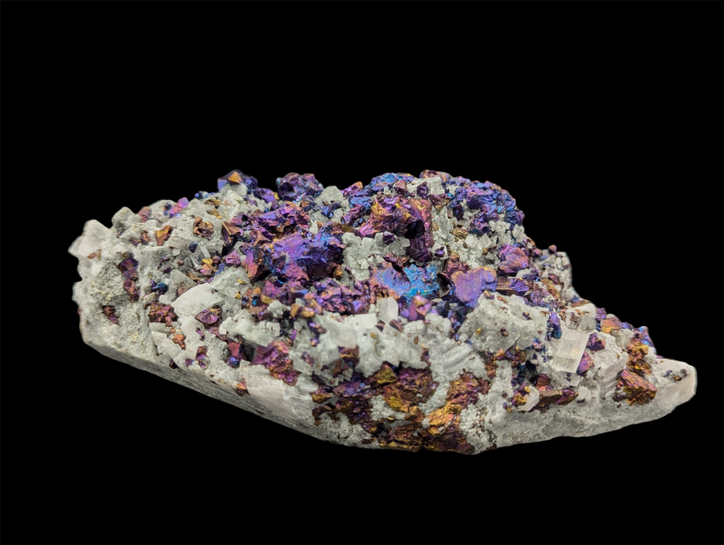 Calcite w Rainbow chalcopyrite, quartz